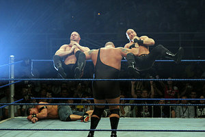 Download The big show finishing move Free